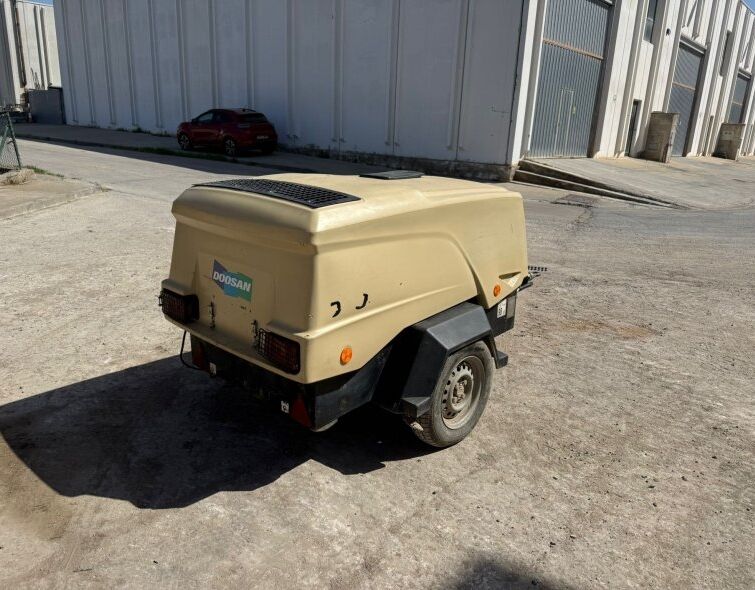 DOOSAN   7/31E ***GENERATOR//COMPRESSOR***